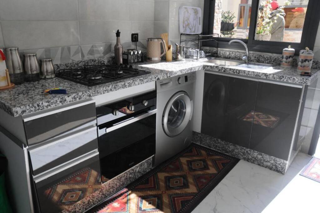 Appartement Meuble Et Bien Situe Meknès Extérieur photo